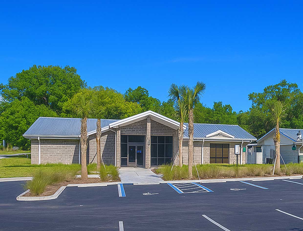 Aza Health Crescent City Dental location.